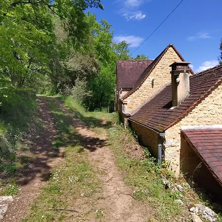 Les Cypres Du Brel 度假居